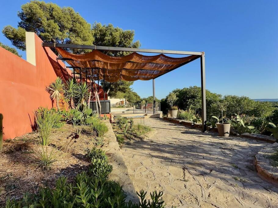 Sous Le « Figuier » Villa Cornillon-Confoux Екстериор снимка