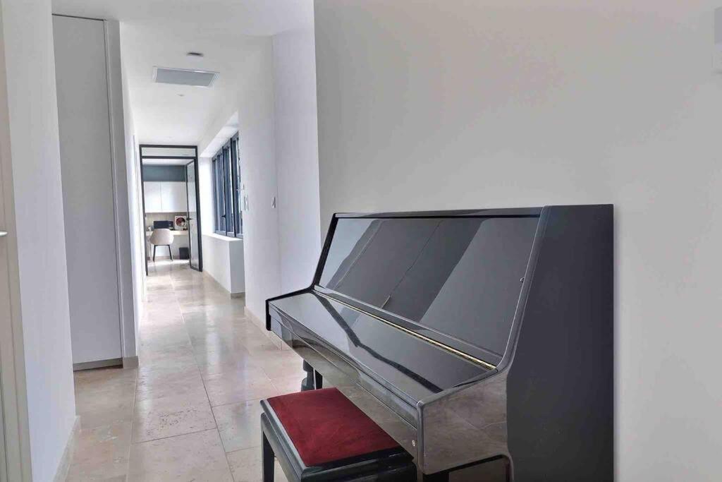Sous Le « Figuier » Villa Cornillon-Confoux Екстериор снимка