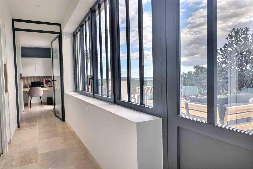 Sous Le « Figuier » Villa Cornillon-Confoux Екстериор снимка